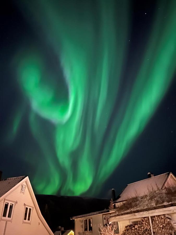 Sentralt Plassert Leilighet Ved Sherpatrappen Tromso Exterior photo